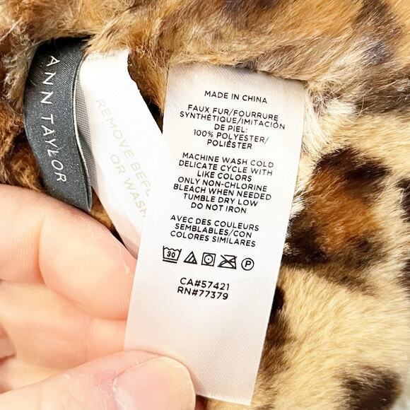 Ann Taylor Faux Fur Leopard Print Infinity Neck Warmer Scarf - Picture 5 of 6